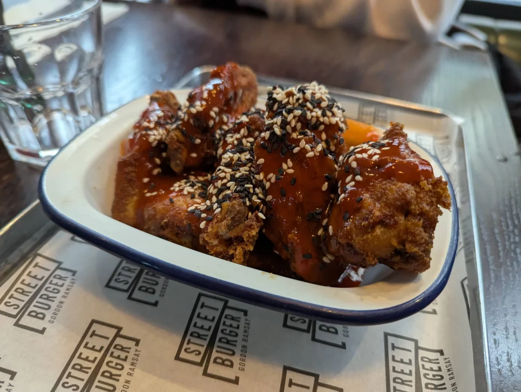 Spicy Wings di Gordon Ramsay Street Burger